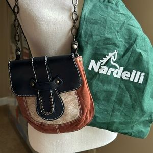 Crossbody purse